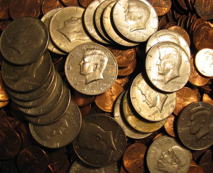 JFK-Half-Dollar-Roll-Hunters:-Silver,-Proofs-And-Other-Finds